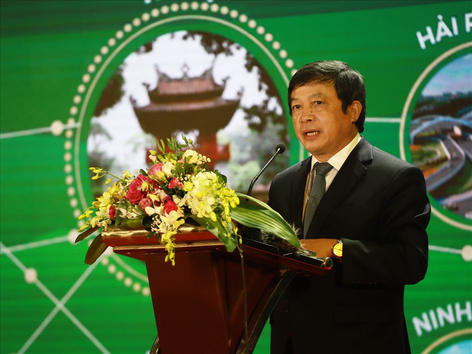 Thứ trưởng Bộ VHTTDL Đoàn Văn Việt phát biểu chỉ đạo tại Hội nghị